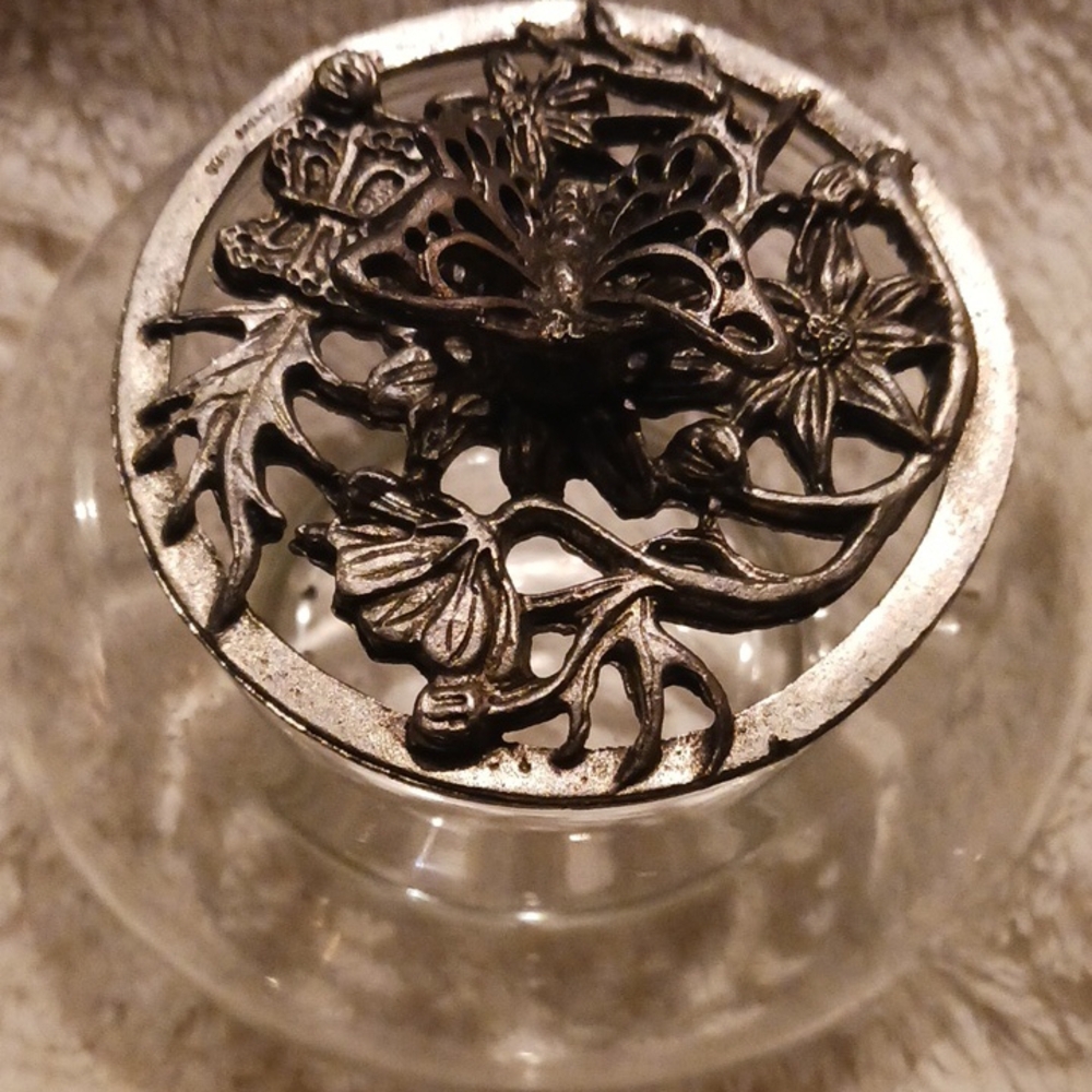 VINTAGE- Elegant Silver Decorative Glass Bowl